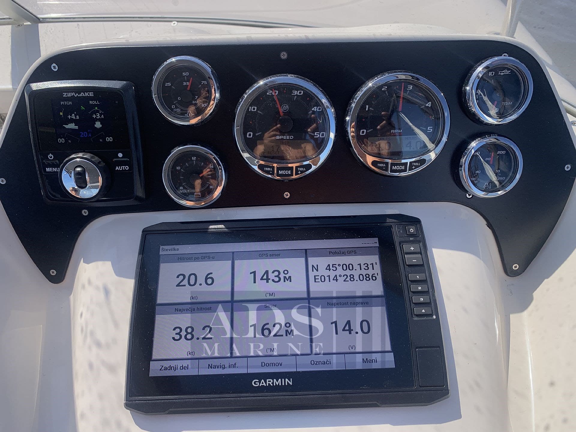 Eolo 770 Efb - Deck View Eolo 770 Efb - Deck View