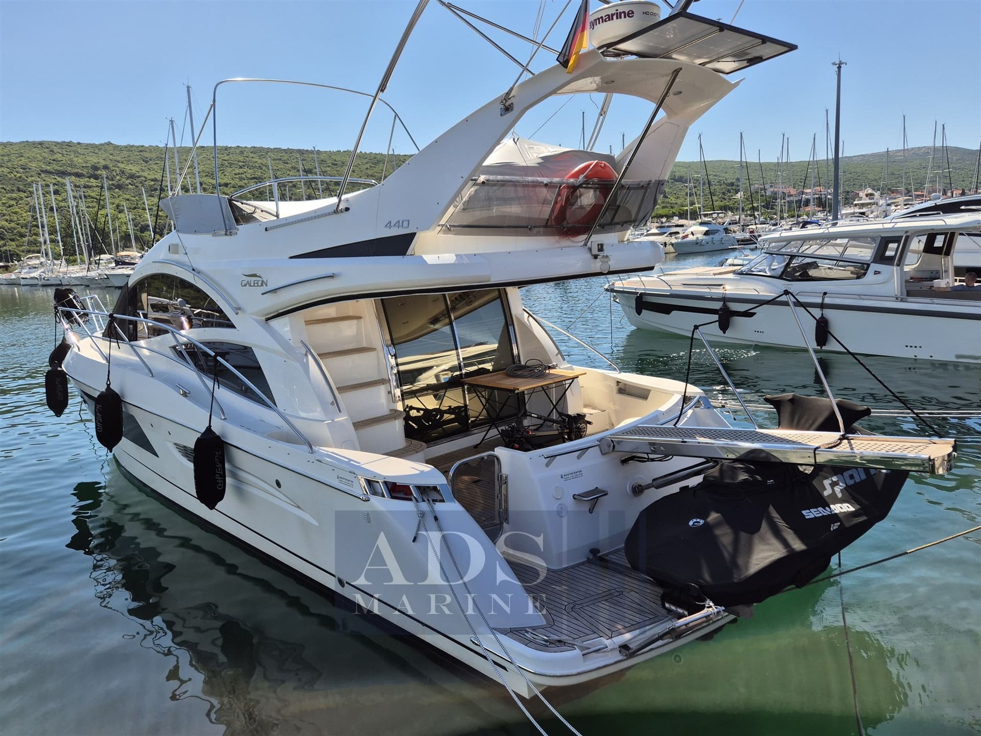 Galeon 440 Fly - Main View Galeon 440 Fly - Main View