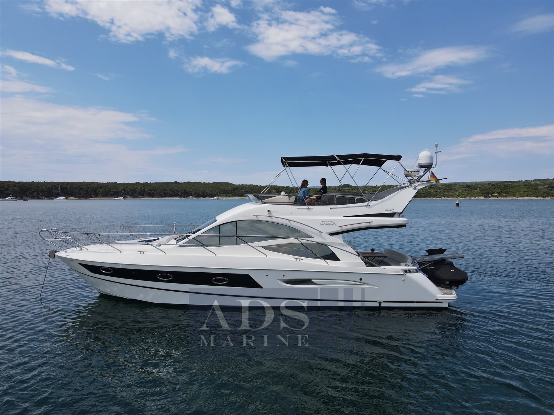 Galeon 440 FLY gebraucht - Hauptbild 2