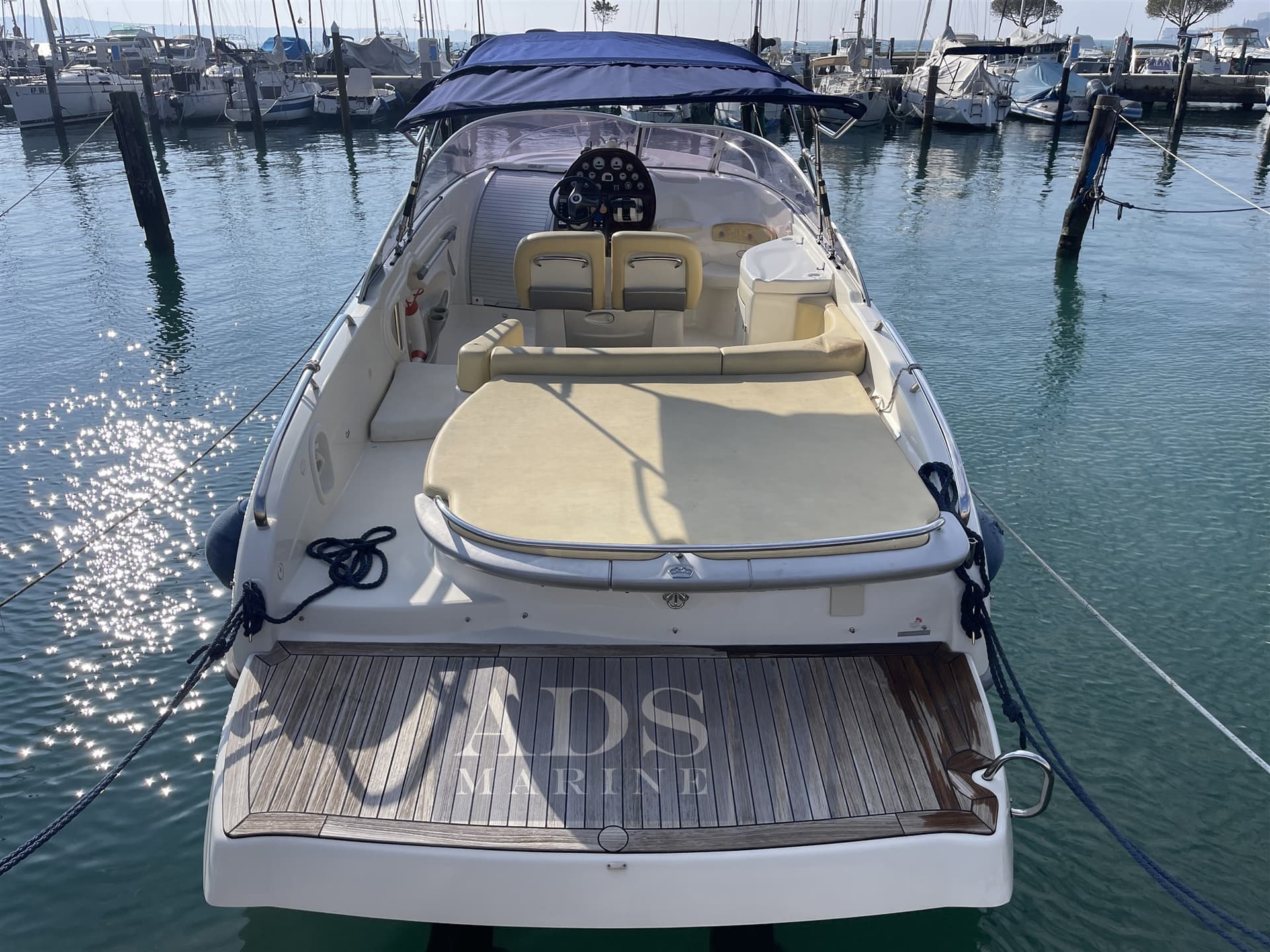 Cranchi Csl 27 - Detail View 1 Cranchi Csl 27 - Detail View 1