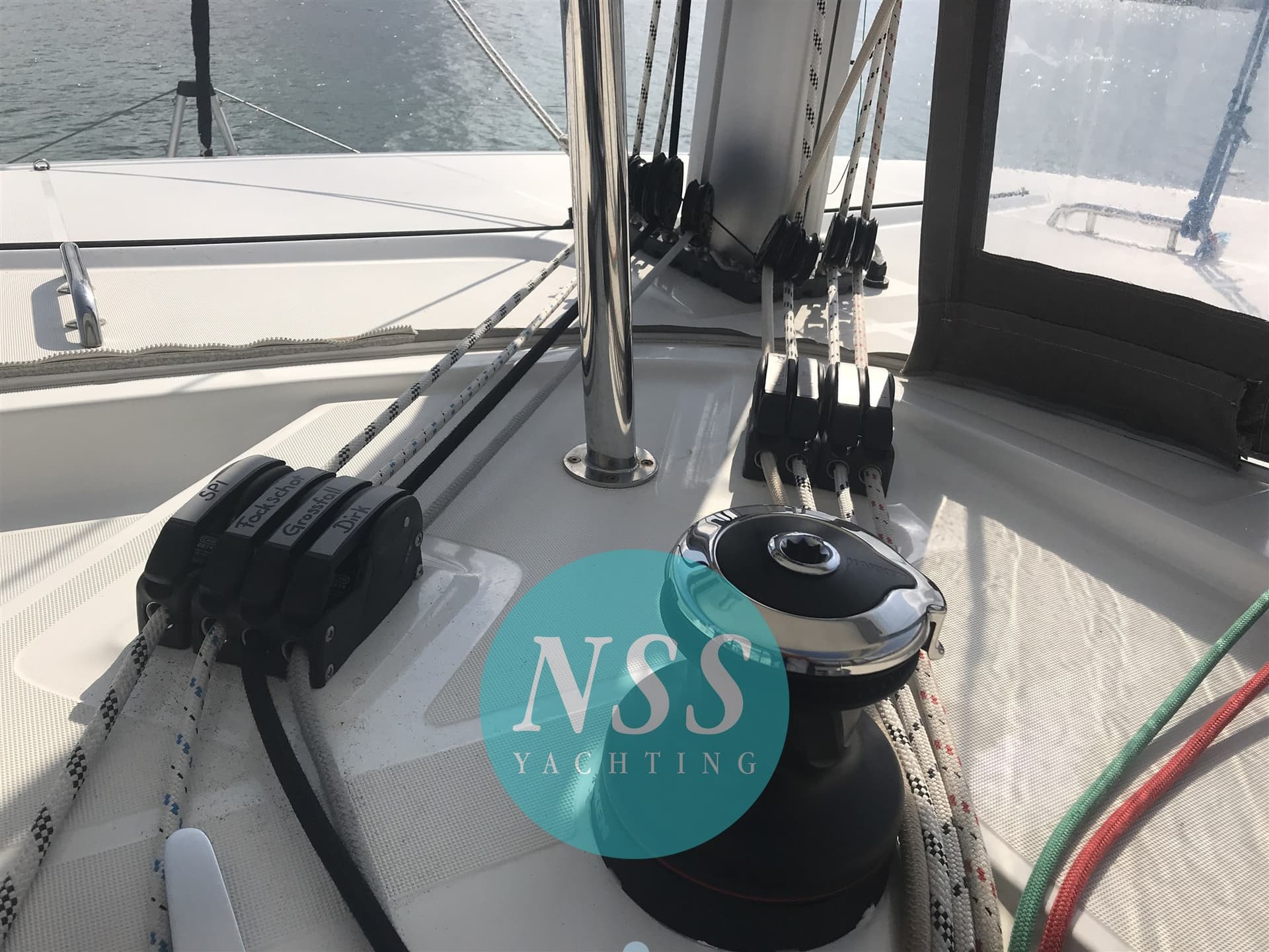 Lagoon 42 d'occasion - image hero 23