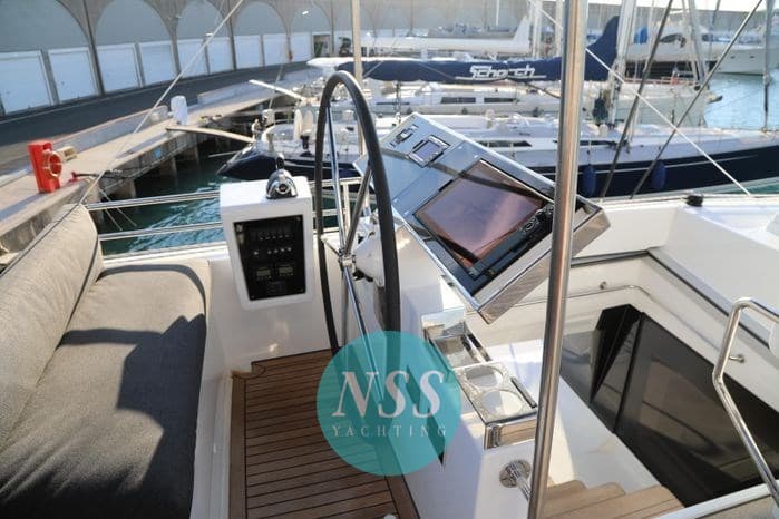 Lagoon 620 Essence - Deck View Lagoon 620 Essence - Deck View