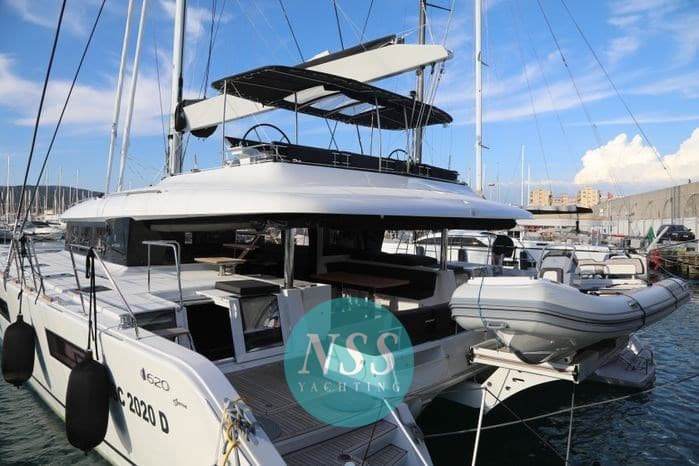 Lagoon 620 Essence - Detail View 1 Lagoon 620 Essence - Detail View 1