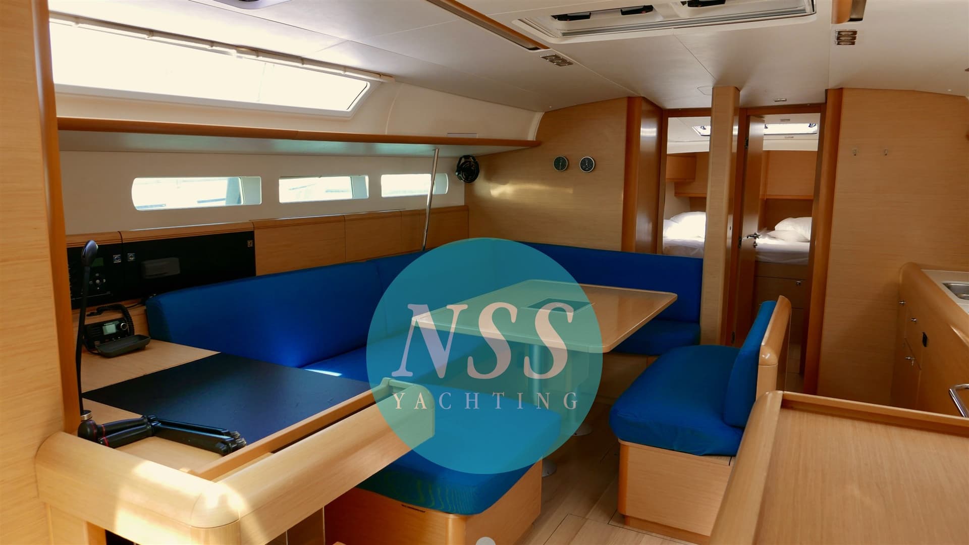 Jeanneau SUN ODYSSEY 519 used - hero image 12