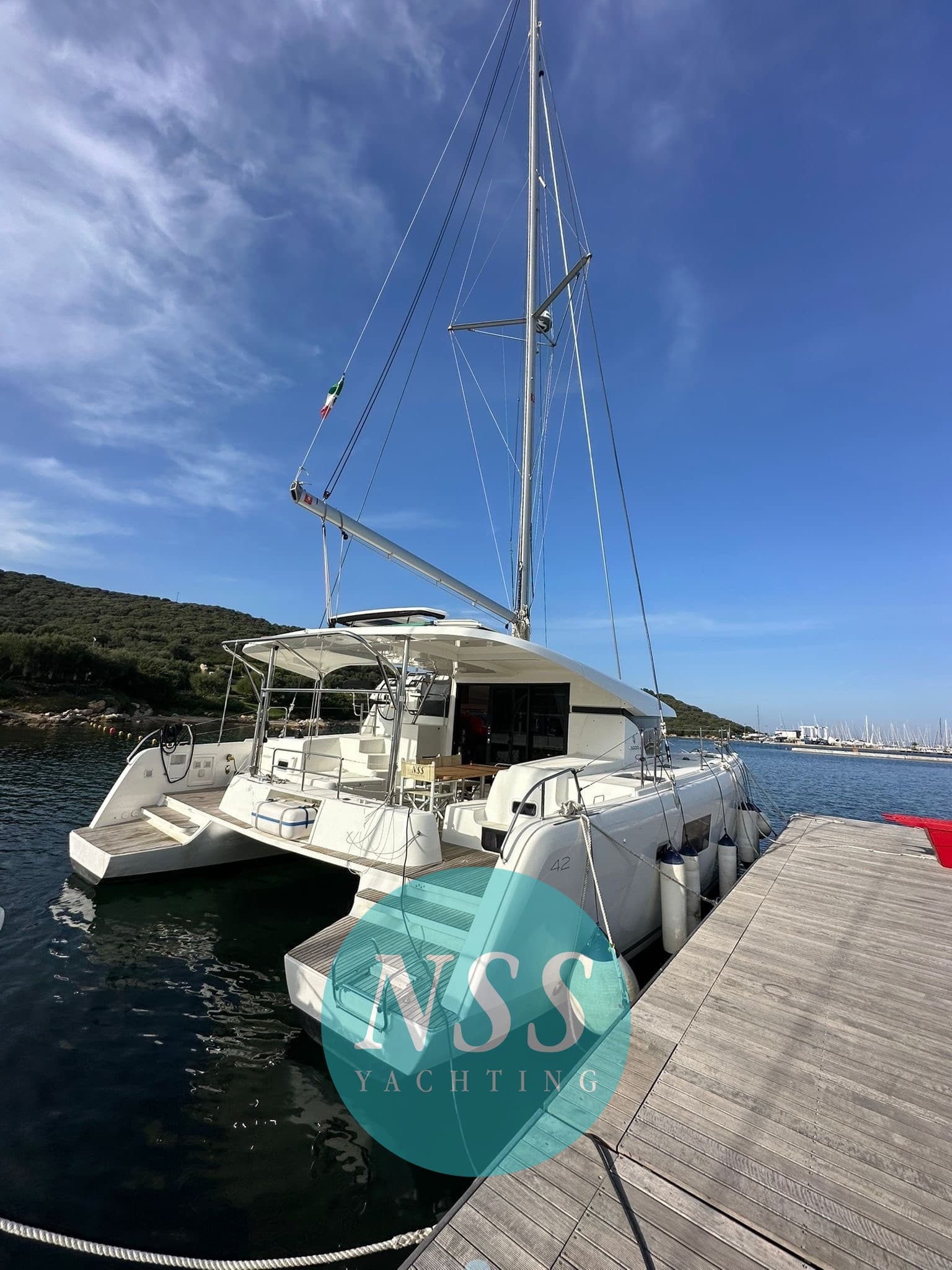 Lagoon 42 - Detail View 1 Lagoon 42 - Detail View 1