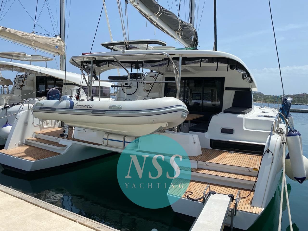 Lagoon 42 - Interior View Lagoon 42 - Interior View