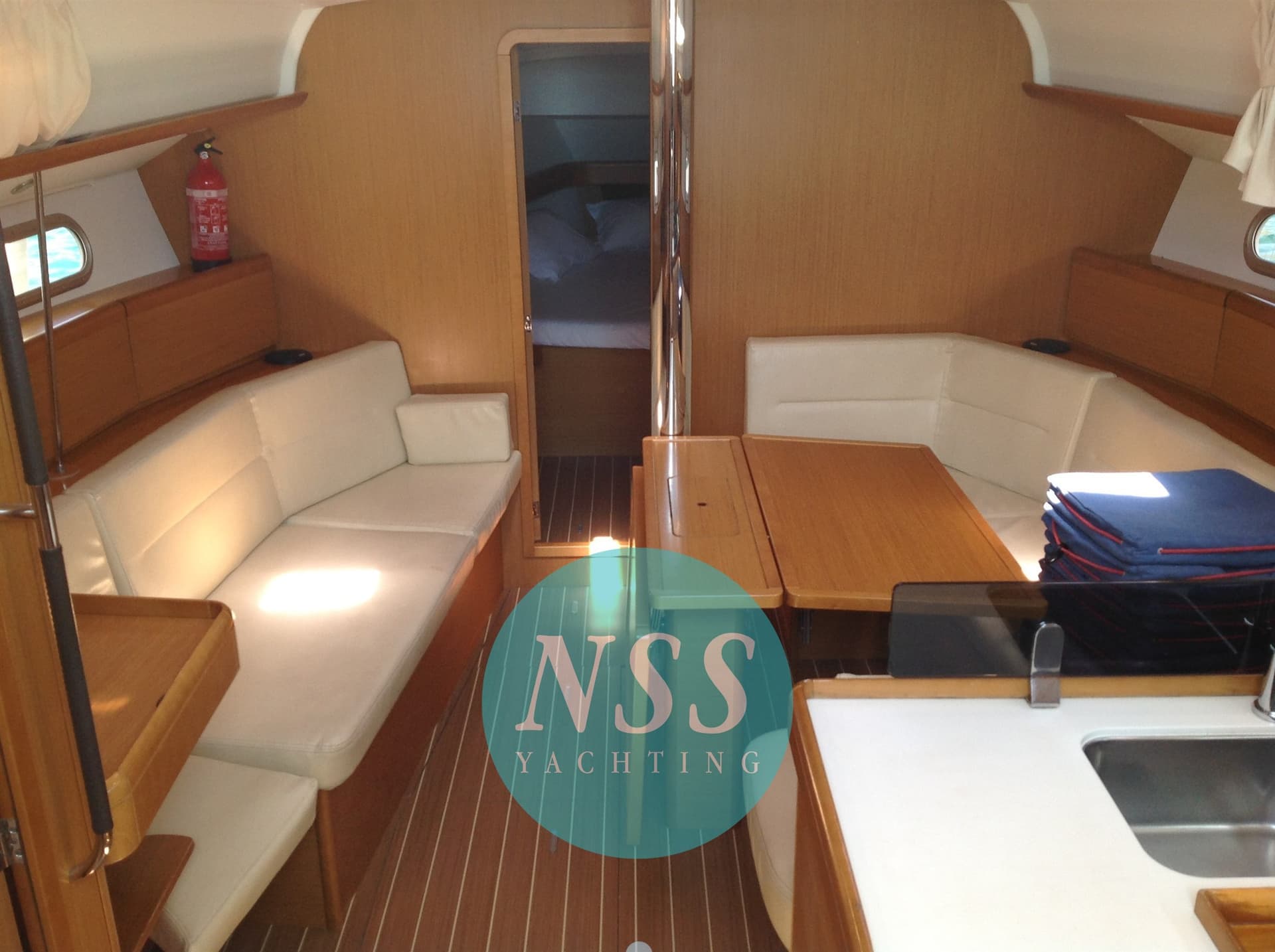 Jeanneau SUN ODYSSEY 42i usato - foto hero 6