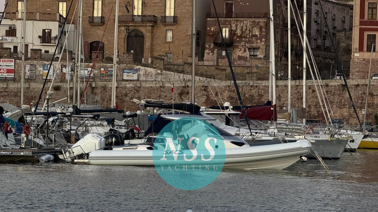 SACS Strider 11 - Interior View SACS Strider 11 - Interior View