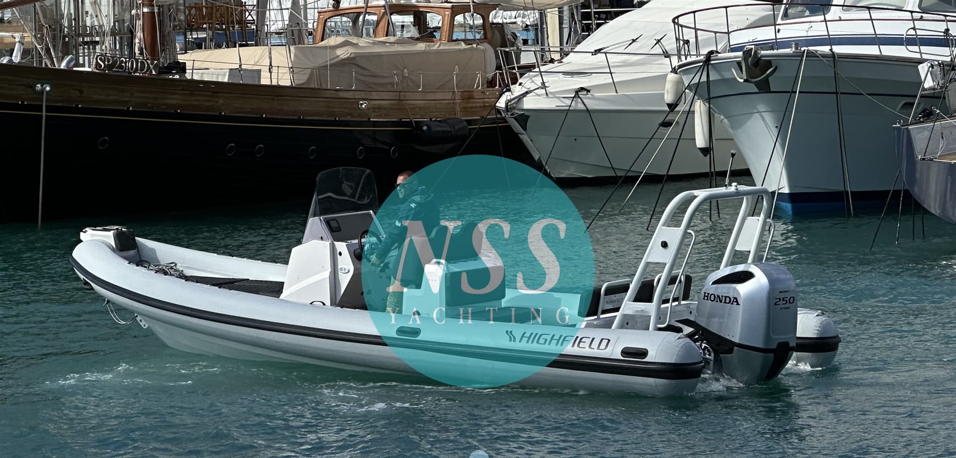 Highfield Sport 760 Highfield - Detail View 1 Highfield Sport 760 Highfield - Detail View 1