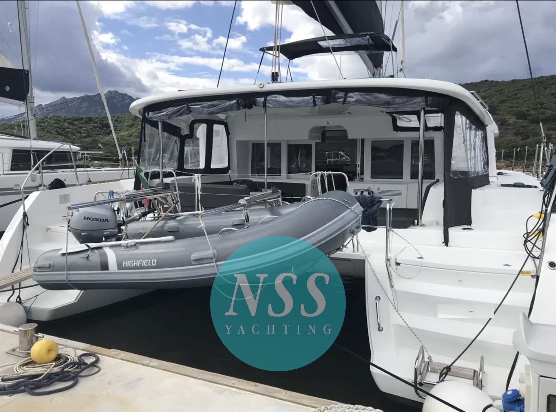 Lagoon Lagoon 450 F - Main View Lagoon Lagoon 450 F - Main View