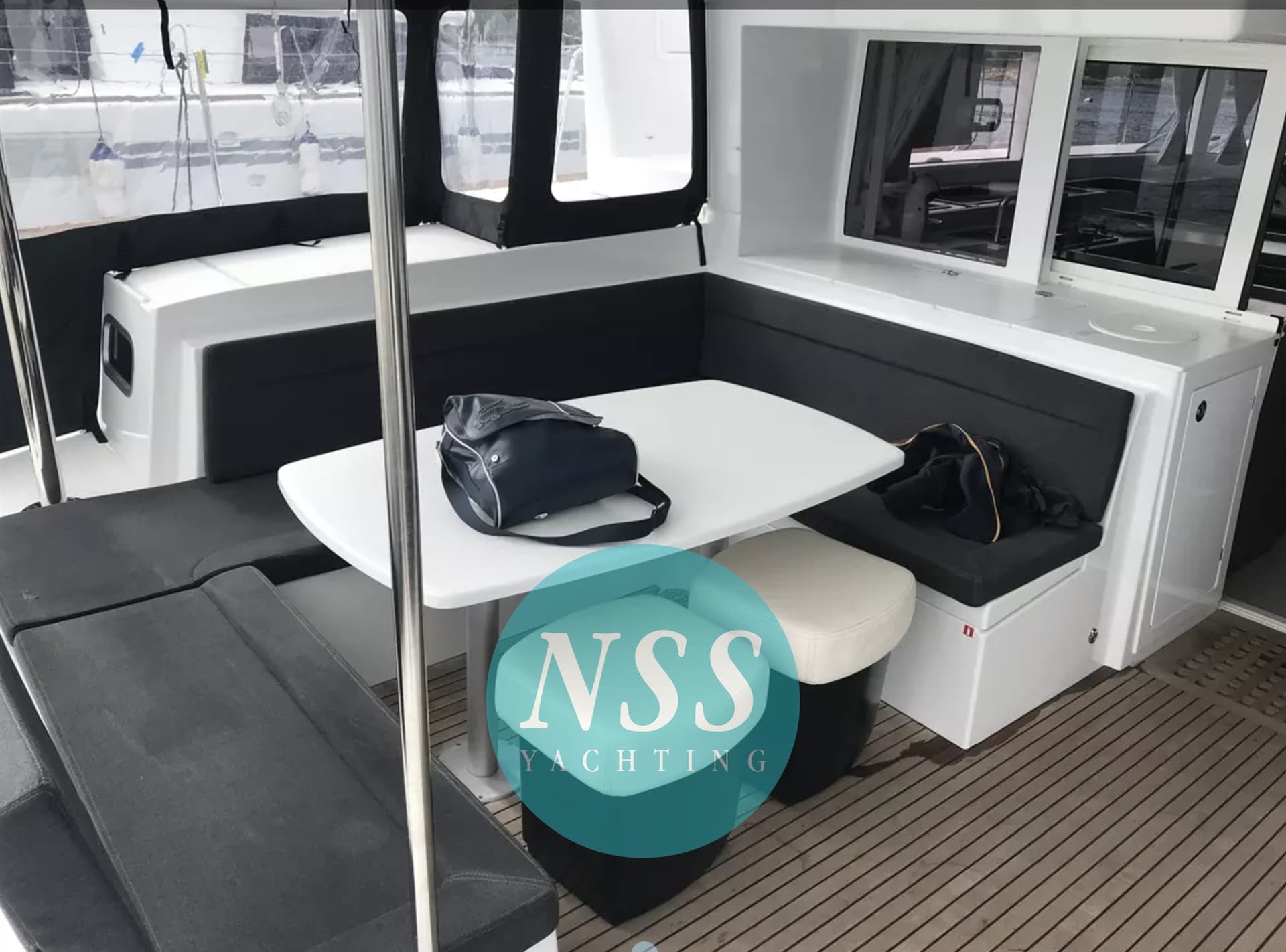 Lagoon Lagoon 450 F - Detail View 1 Lagoon Lagoon 450 F - Detail View 1