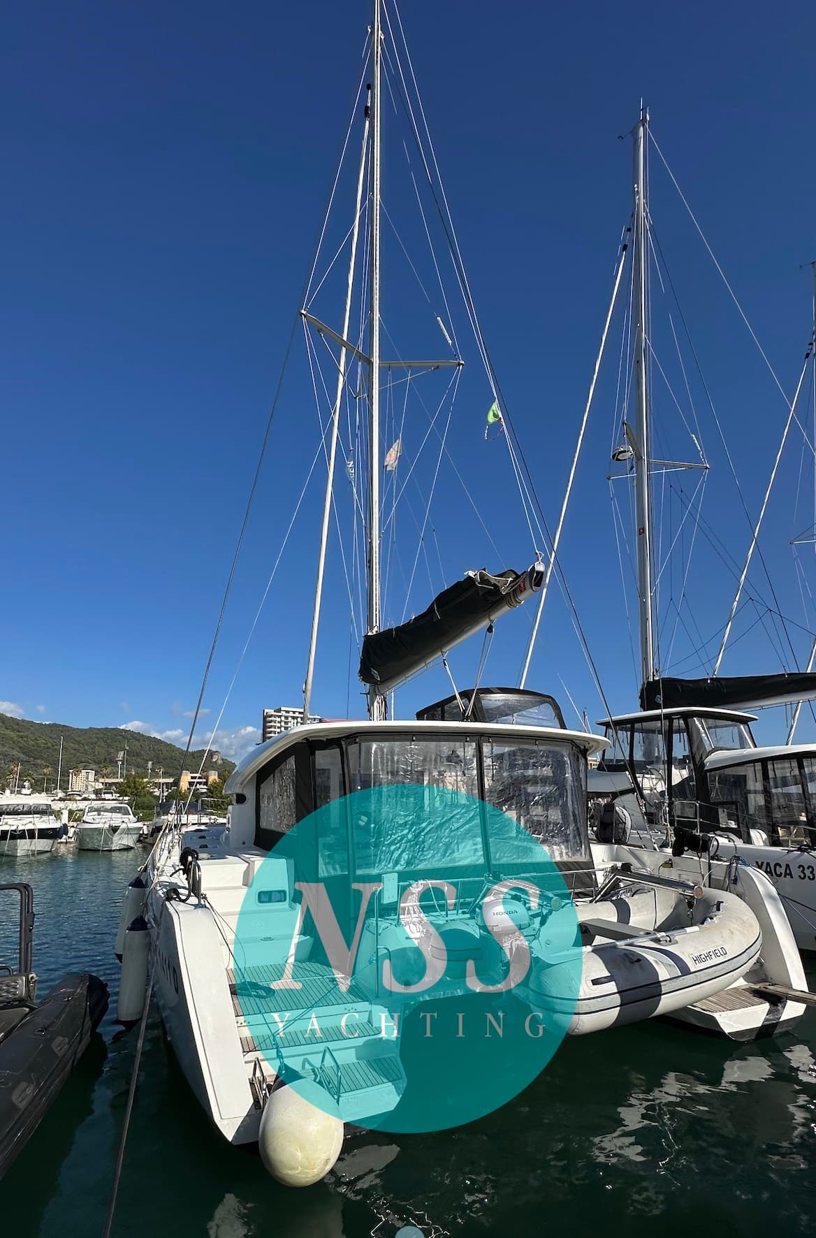 Lagoon 40 - Interior View Lagoon 40 - Interior View