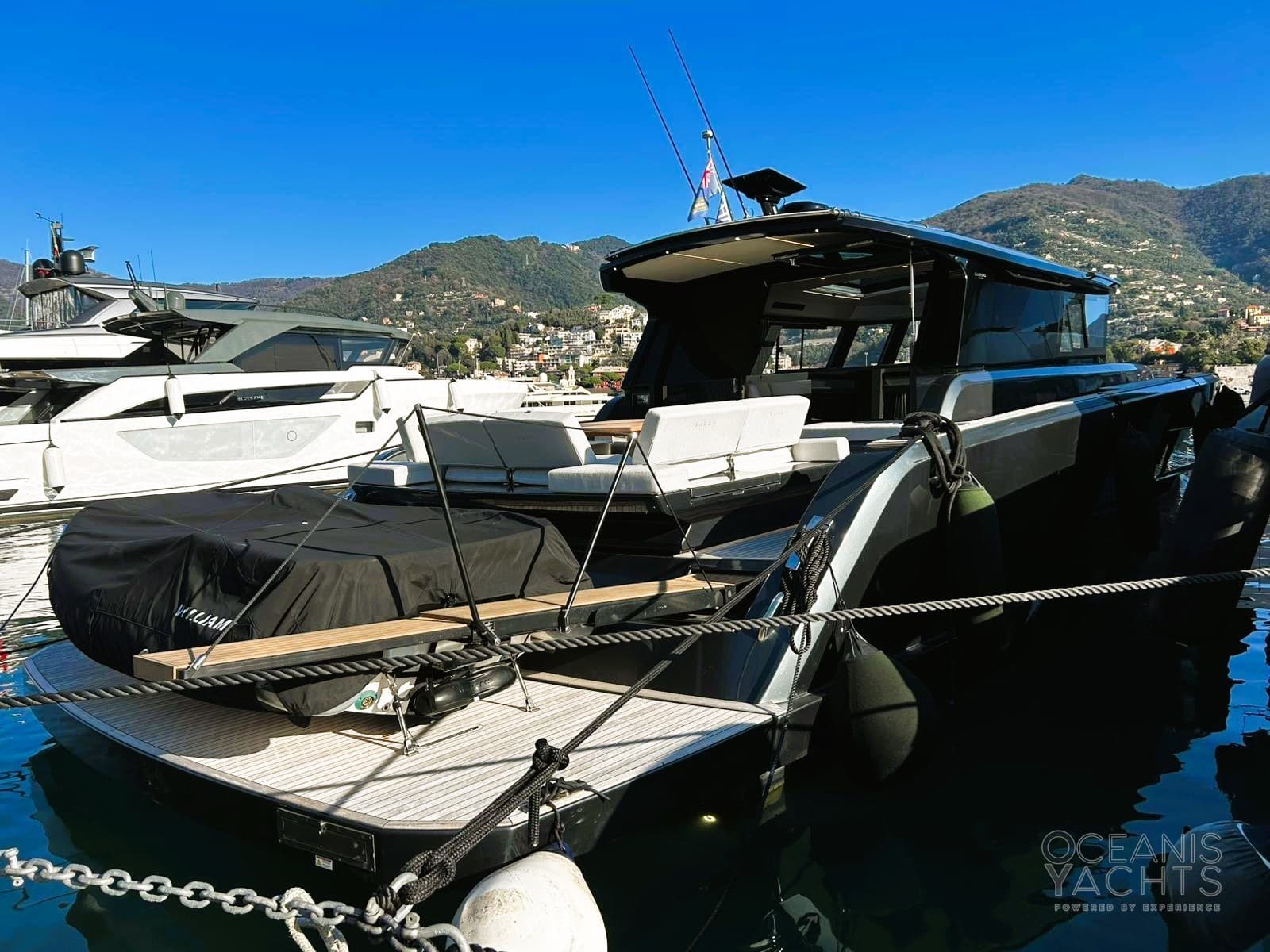 Pardo Yachts Gt 52 - Detail View 1 Pardo Yachts Gt 52 - Detail View 1