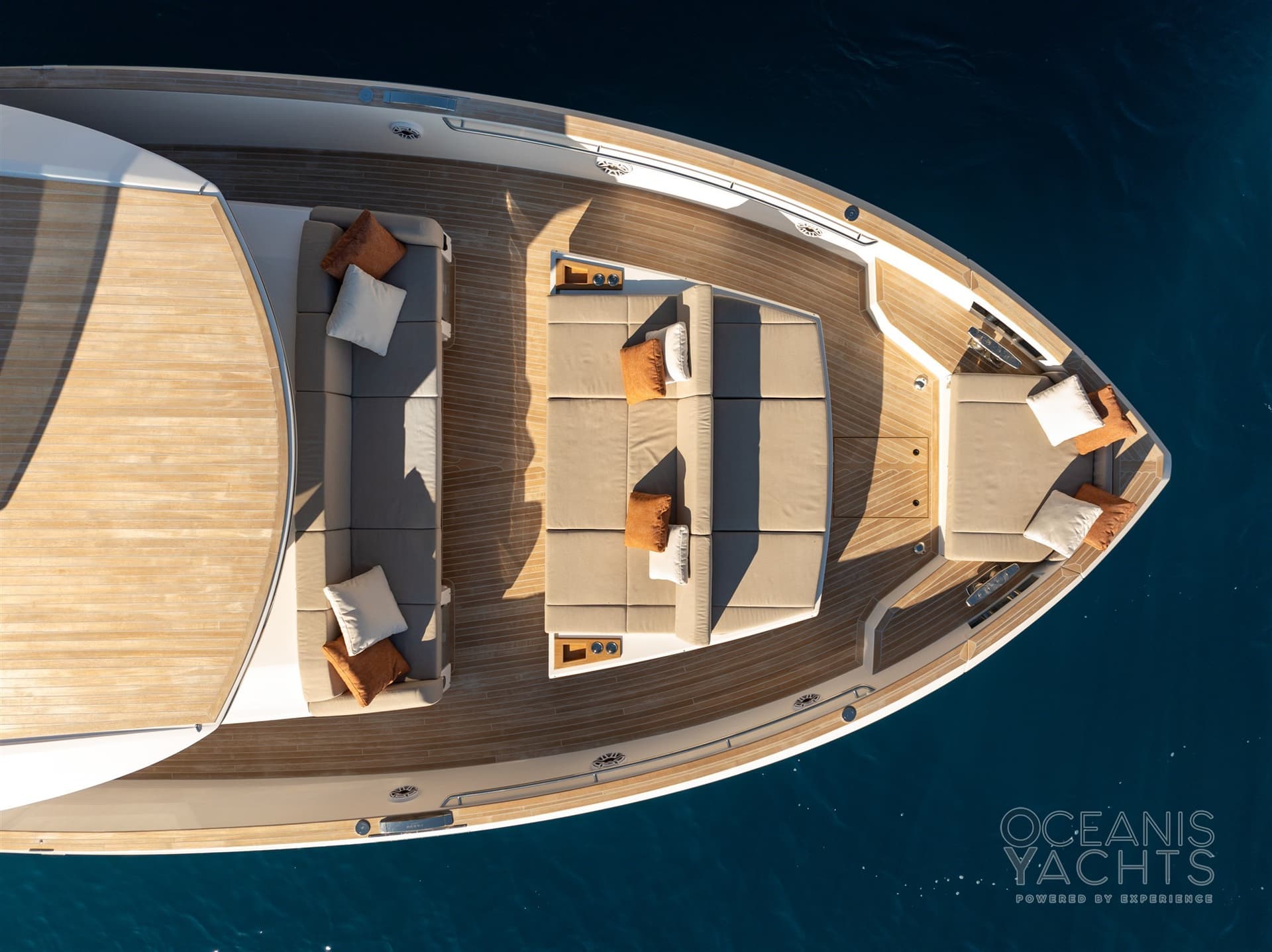 Pardo Yachts Endurance 72 - Deck View Pardo Yachts Endurance 72 - Deck View