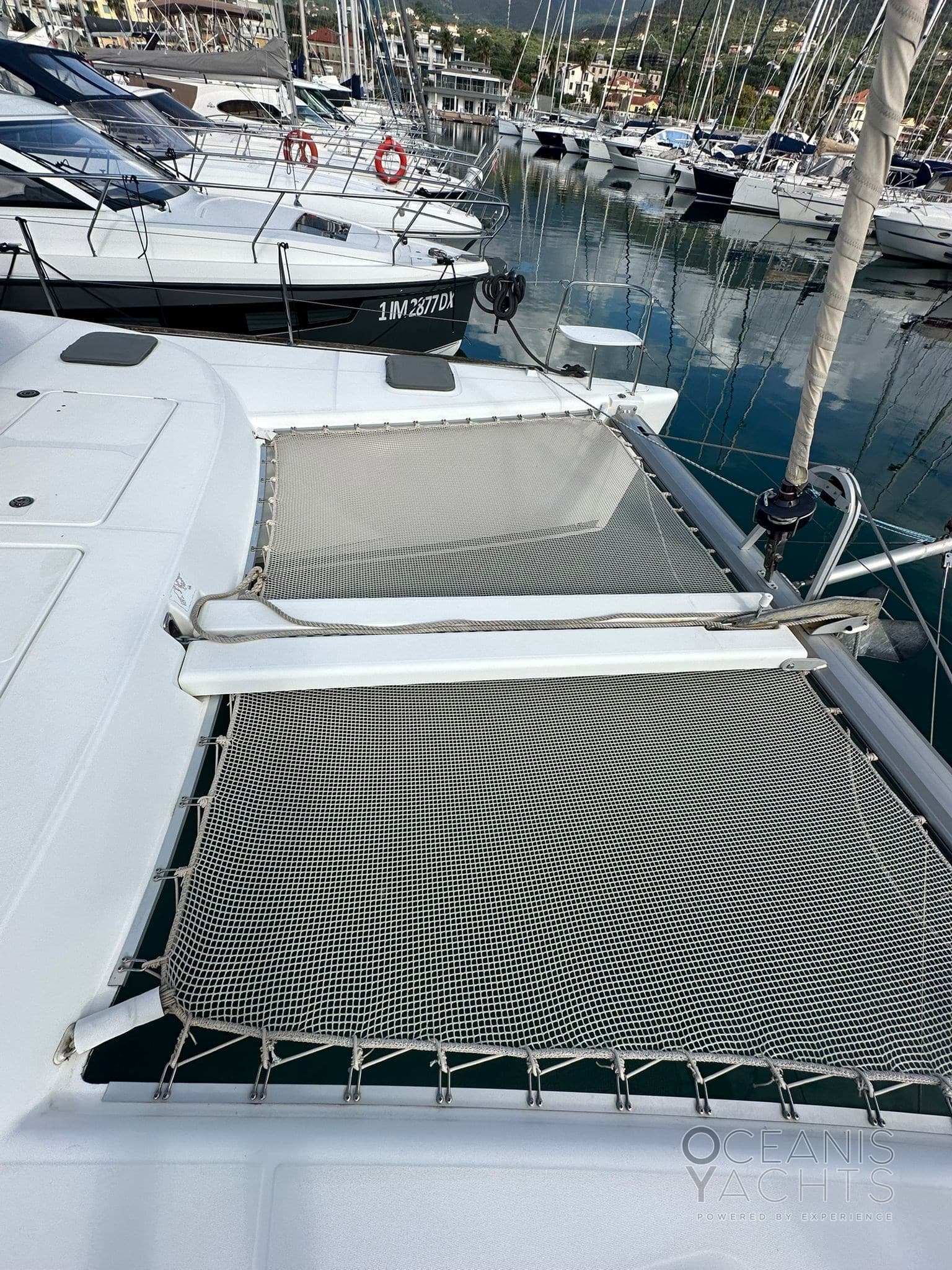 Lagoon Lagoon 380 S2 - Deck View Lagoon Lagoon 380 S2 - Deck View