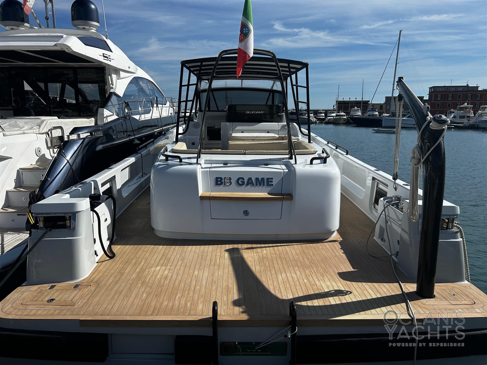 Bluegame Bluegame 47 - Detail View 1 Bluegame Bluegame 47 - Detail View 1