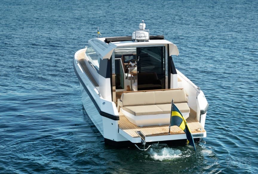 Delta Powerboats 33 Coupé usato - foto hero 11