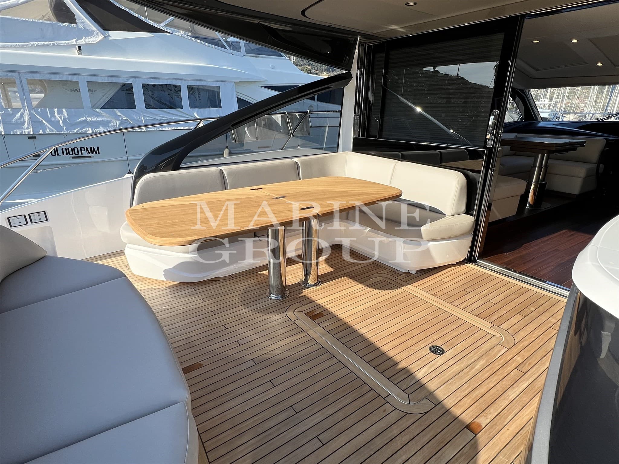 Princess Yachts V55 - Interior View Princess Yachts V55 - Interior View