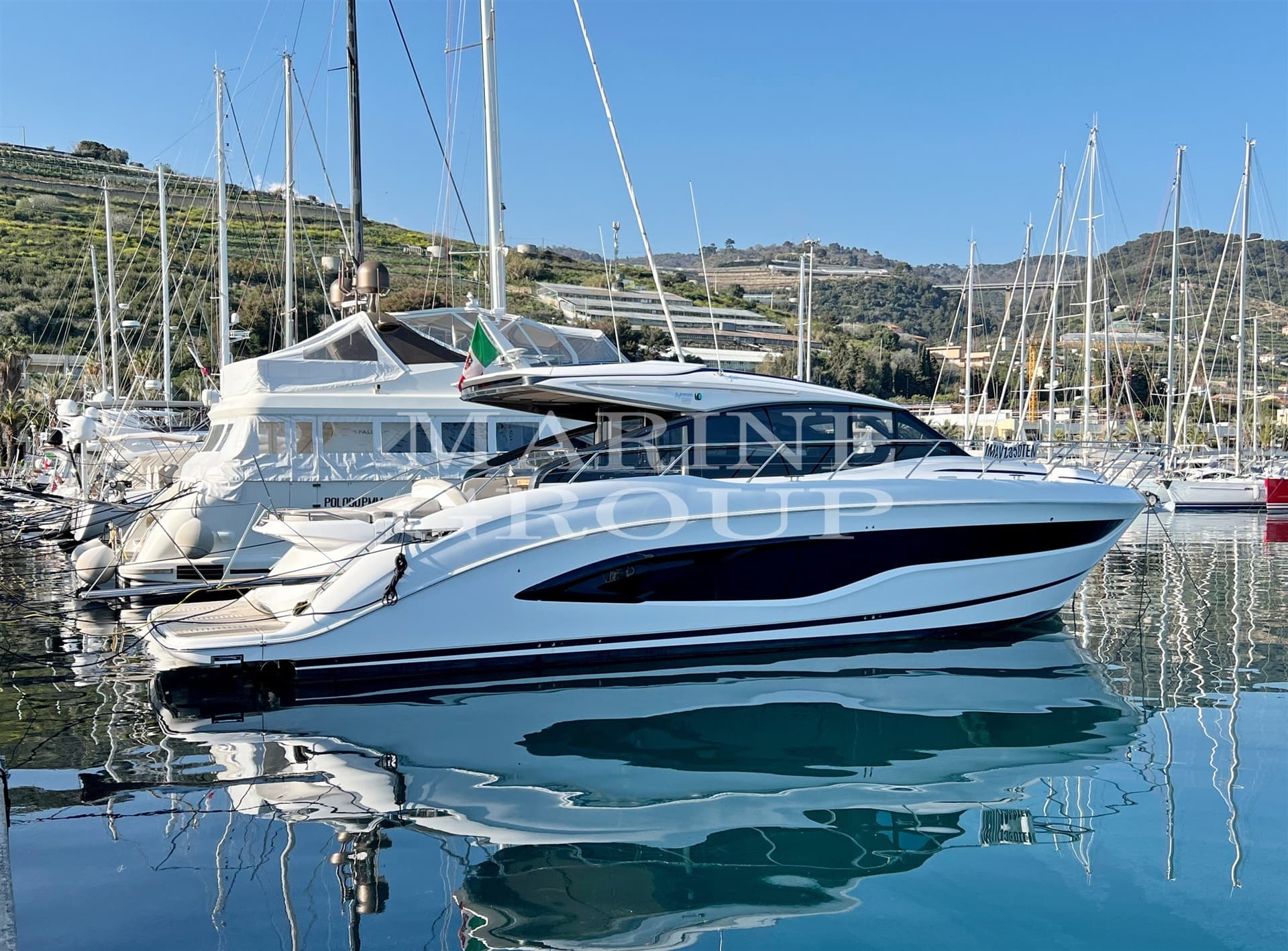 Princess Yachts V55 gebraucht - Detail 1