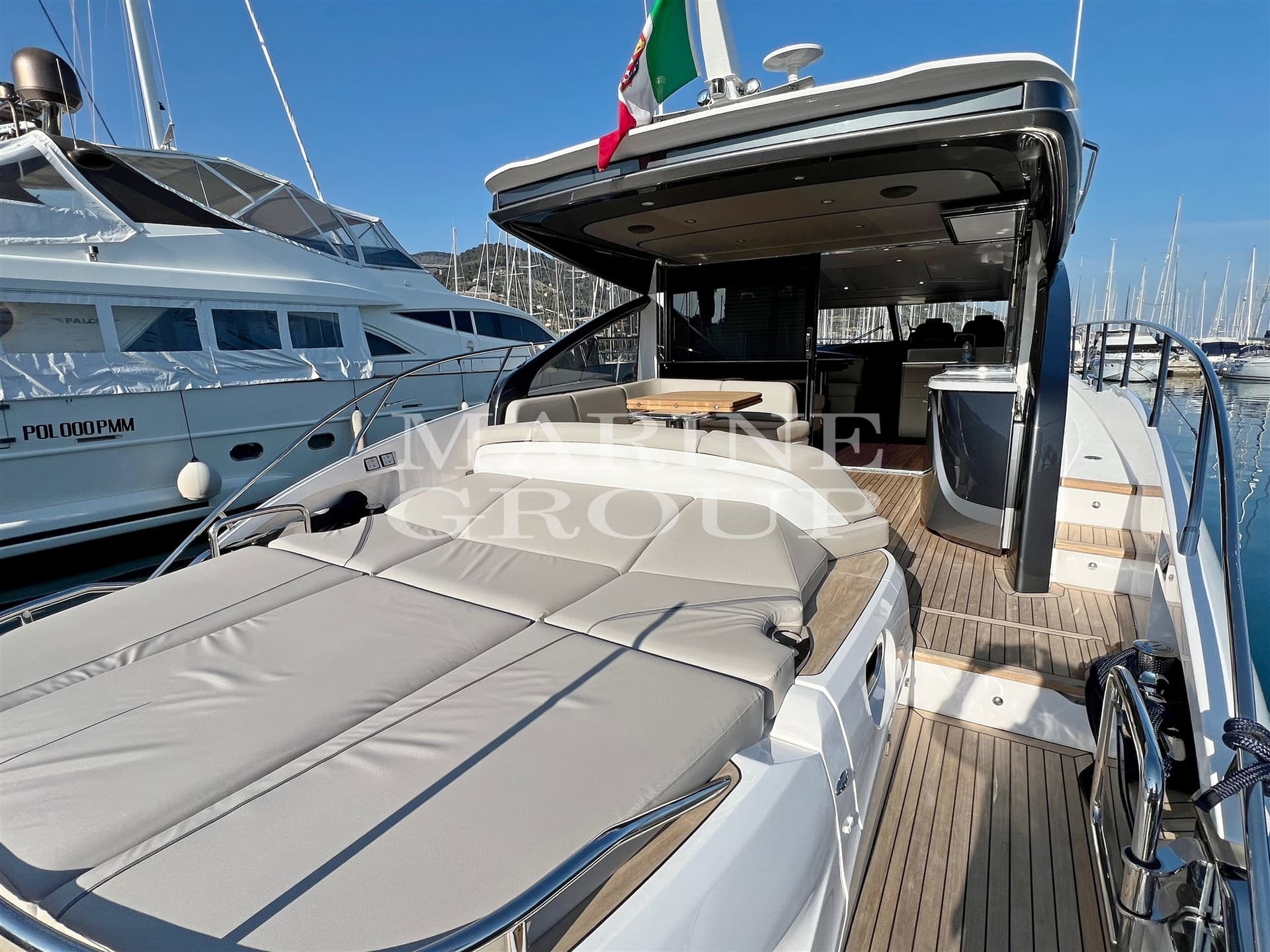 Princess Yachts V55 gebraucht - Detail 2