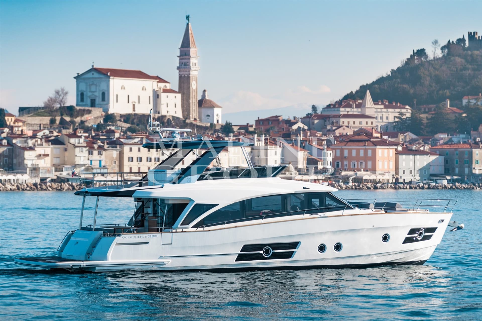 Greenline Yachts OceanClass 68 usato - vista principale