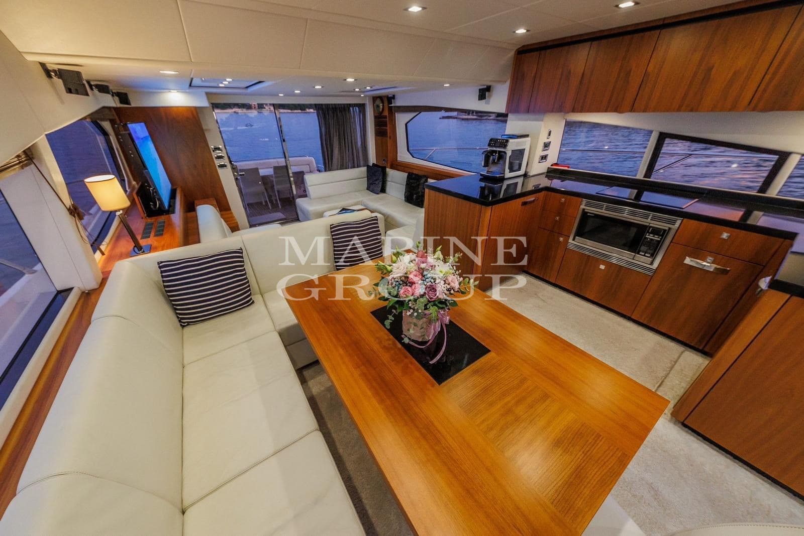 Sunseeker Manhattan 63 usato - foto hero 6