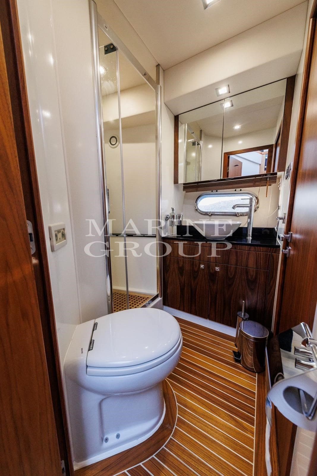 Sunseeker Manhattan 63 usato - foto hero 12