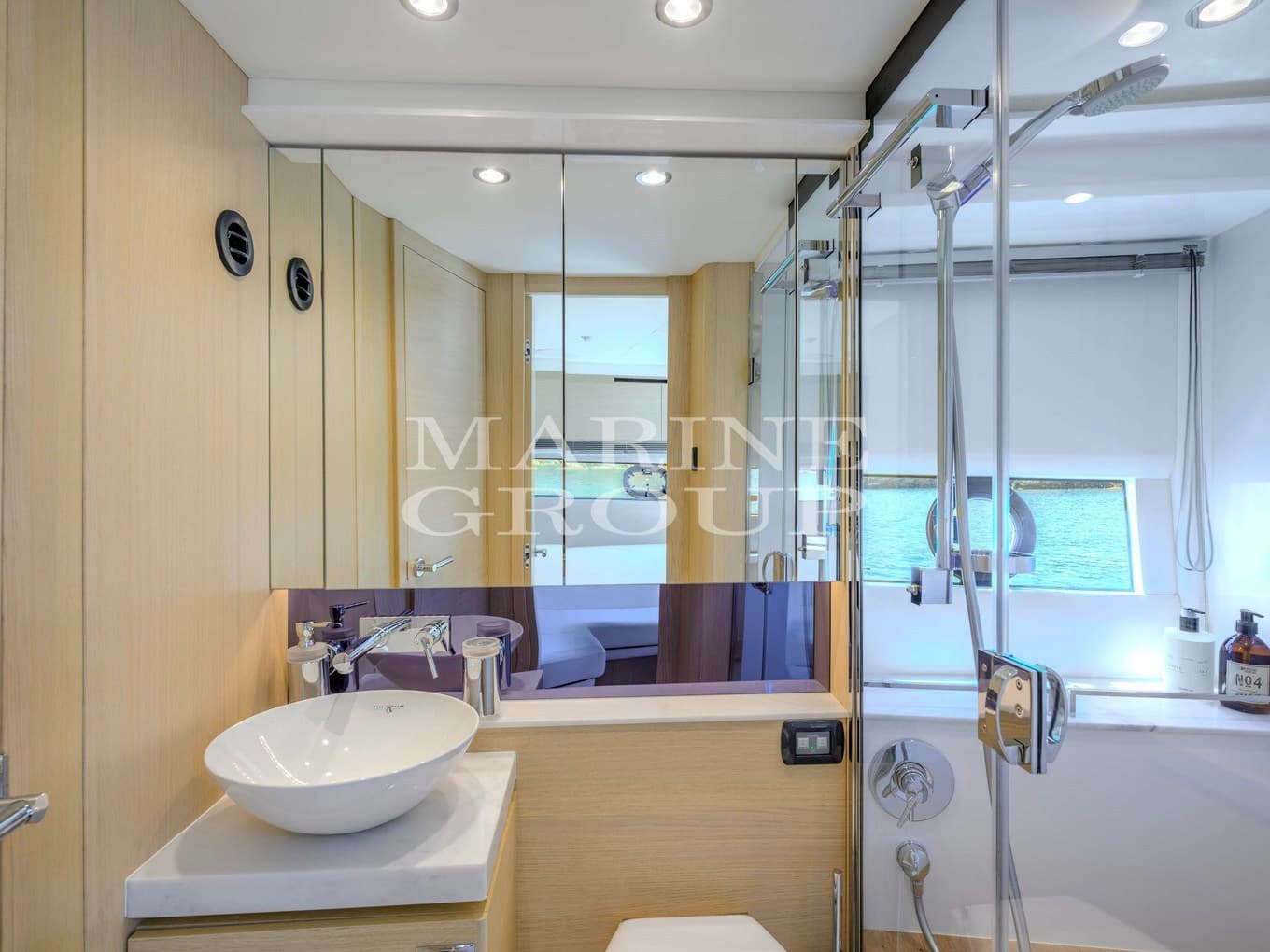 Princess Yachts V40 usato - foto hero 14