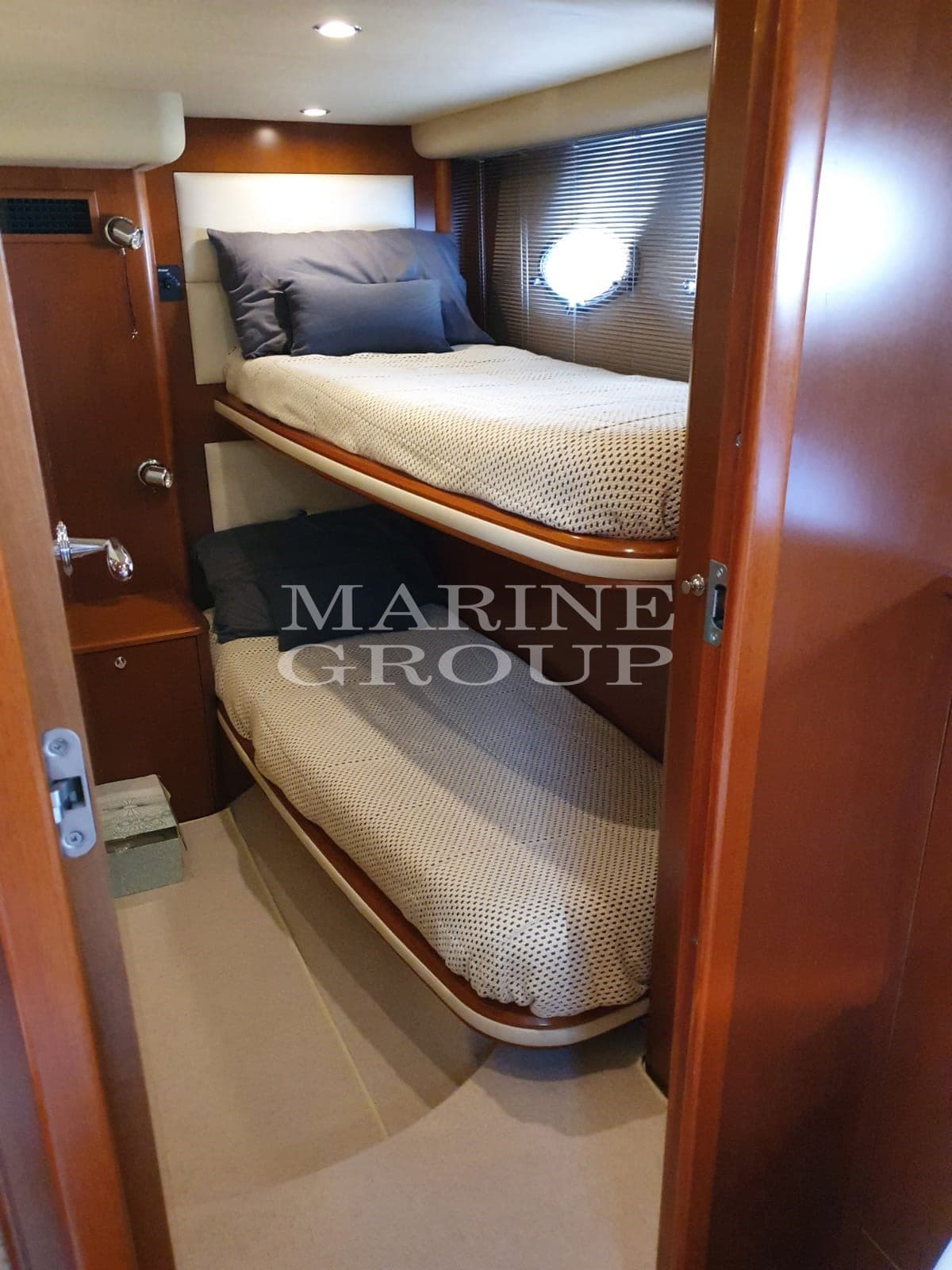Princess Yachts V58 usato - foto hero 12
