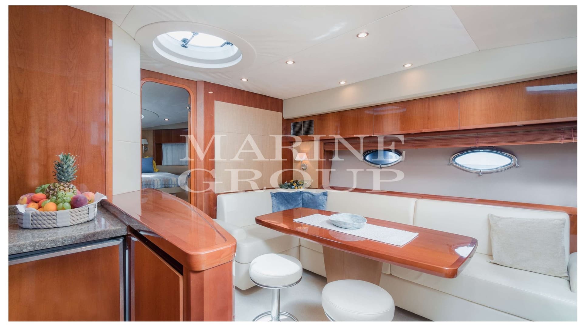 Princess Yachts V 53 usato - foto hero 13