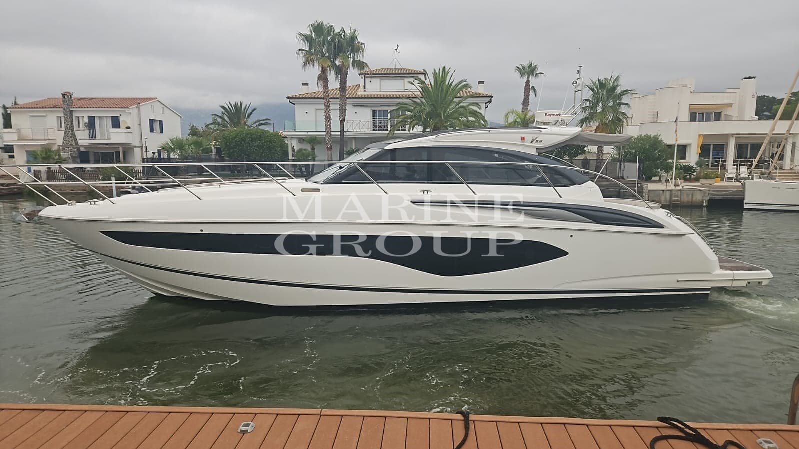 Princess Yachts V50 Open - Deck View Princess Yachts V50 Open - Deck View