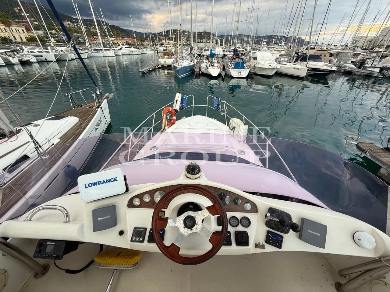 Galeon 330 Fly usato - foto hero 6