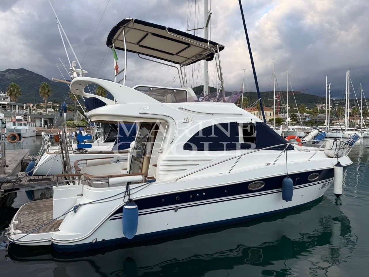Galeon 330 Fly gebraucht - Detail 2