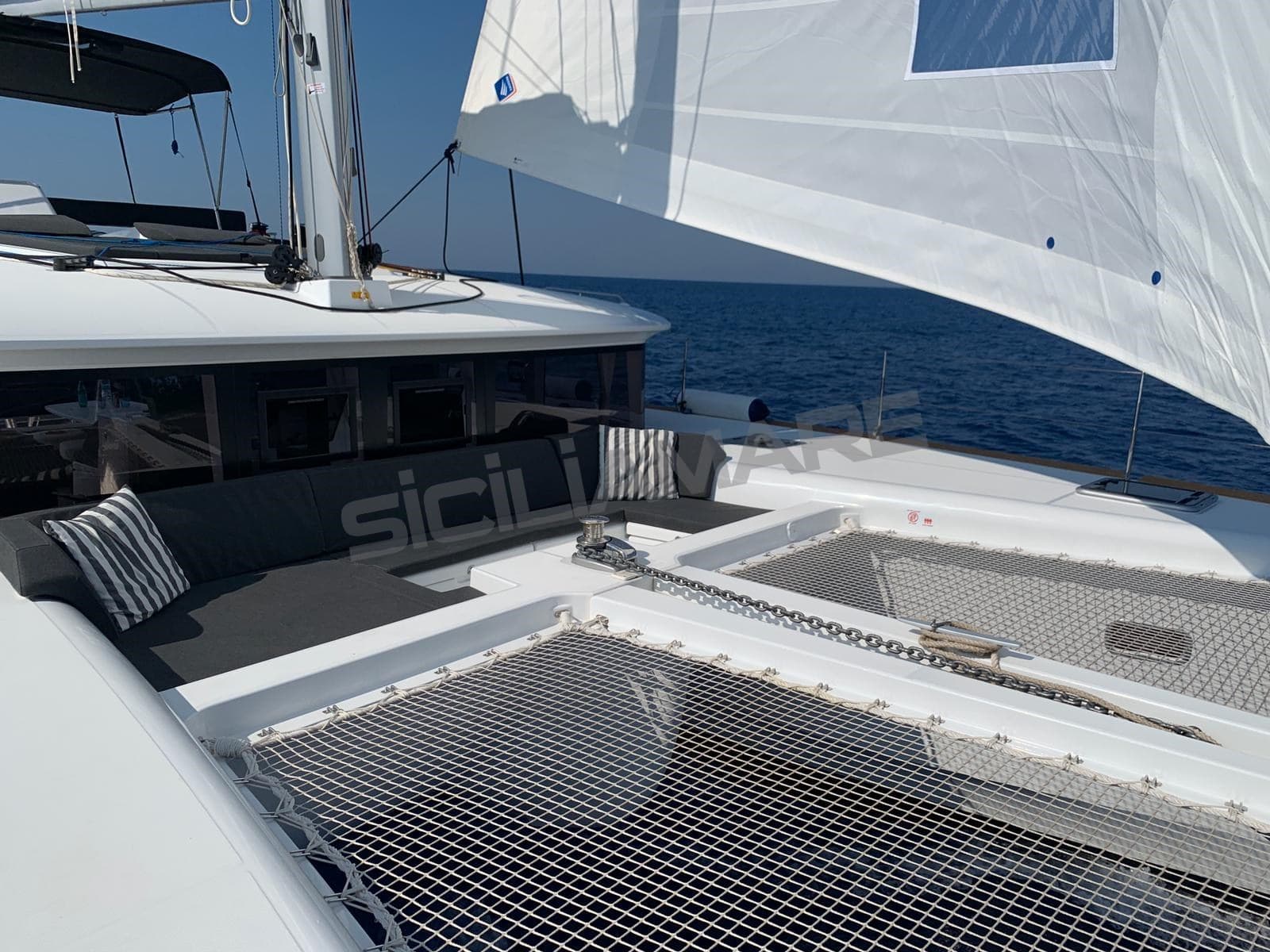 Lagoon Lagoon 450 used - detail 1