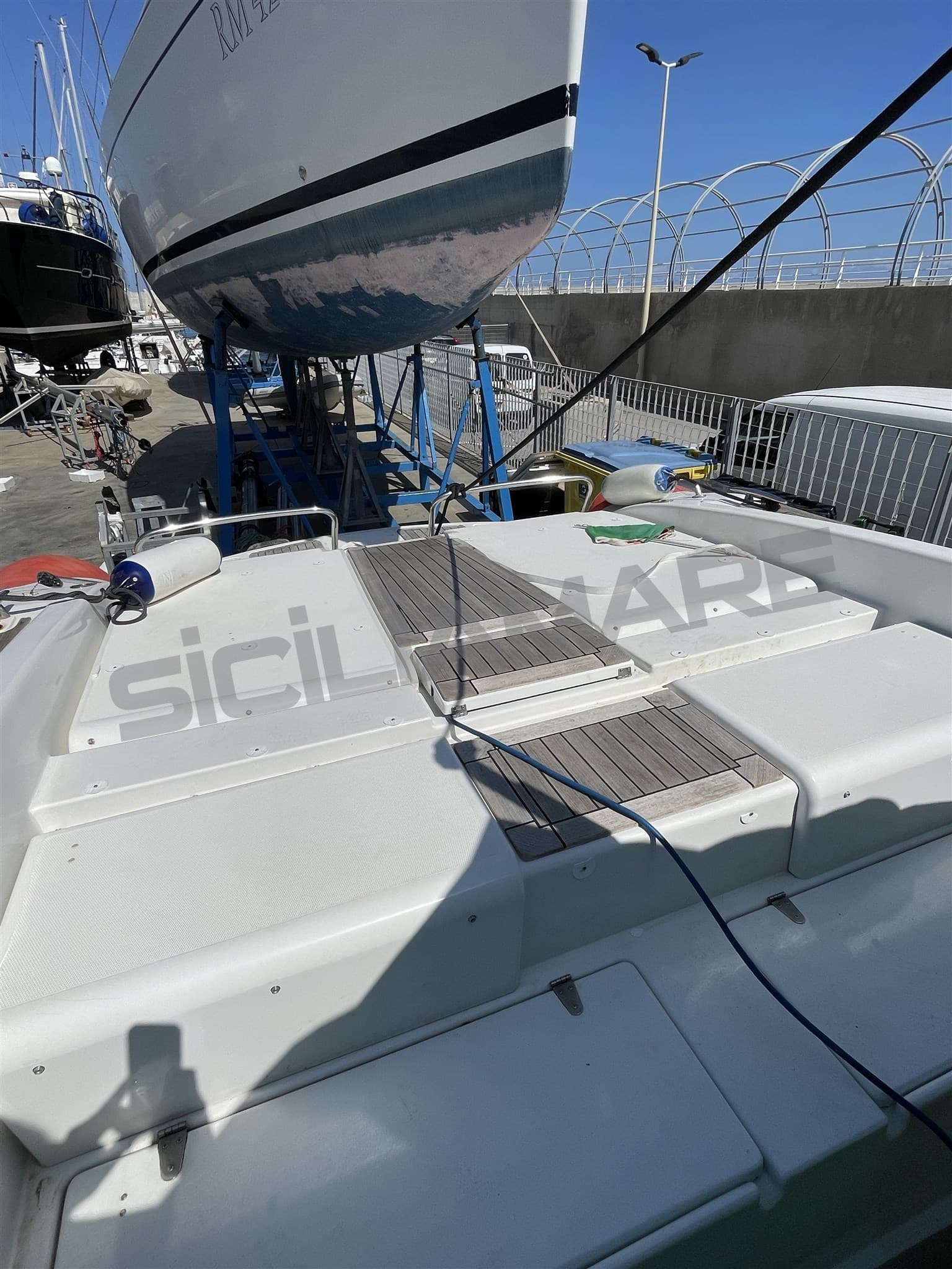 Pirelli Pzero P1000 Cabin used - detail 3