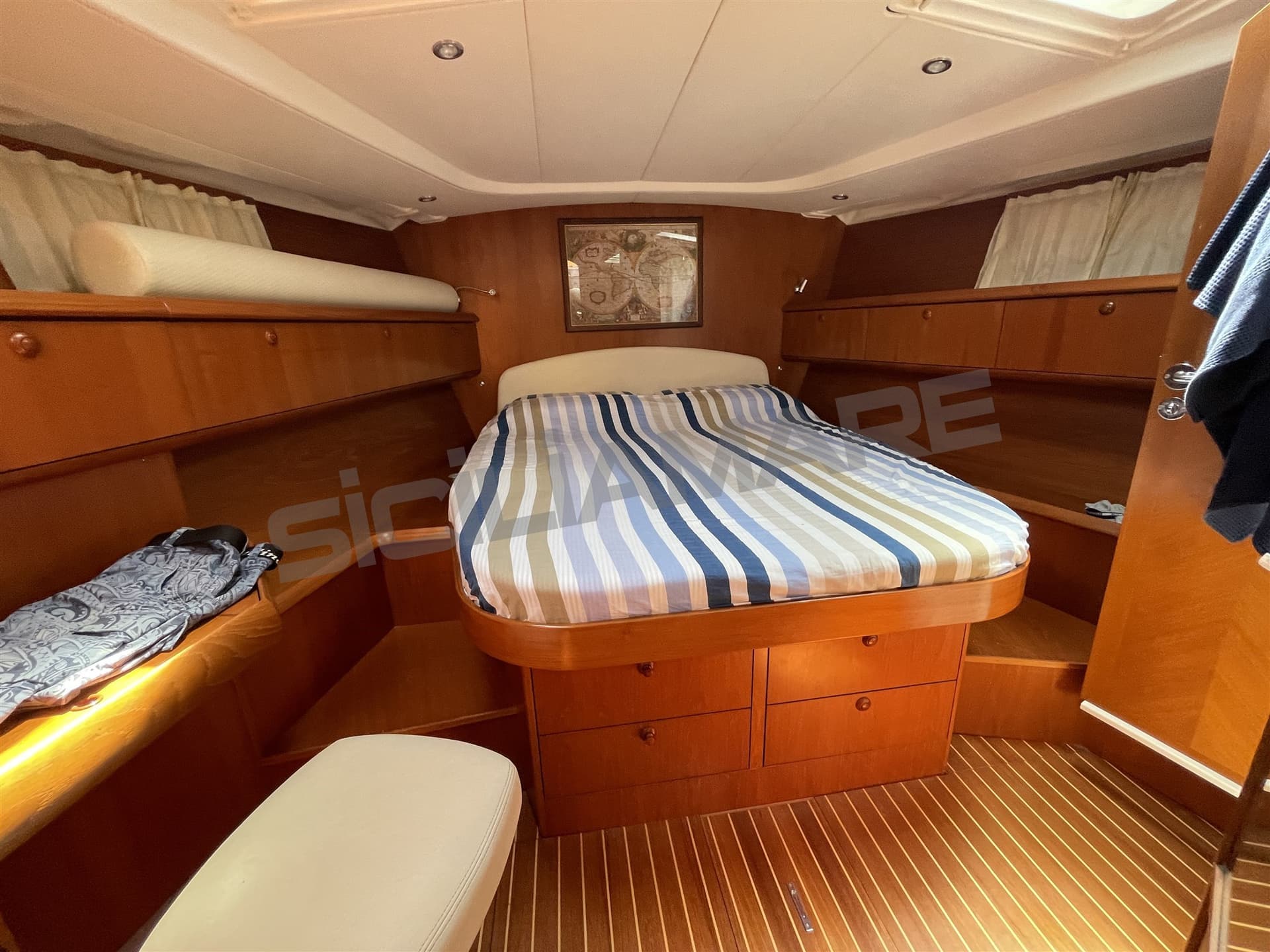 Jeanneau Sun Odyssey 54 Ds - Interior View Jeanneau Sun Odyssey 54 Ds - Interior View