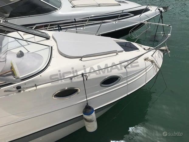 Regal Marine Commodore 242 - Deck View Regal Marine Commodore 242 - Deck View