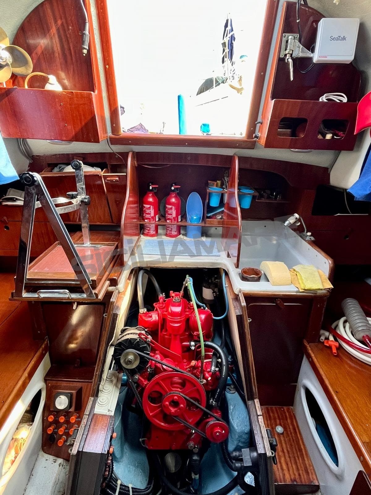 Mariver Almadira - Detail View 1 Mariver Almadira - Detail View 1