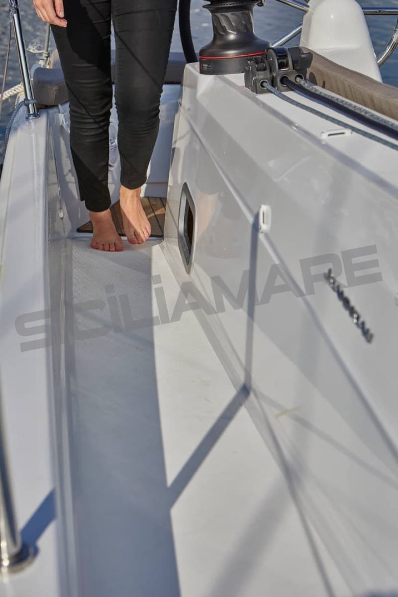 Jeanneau Sun Odyssey 410 usato - foto hero 11