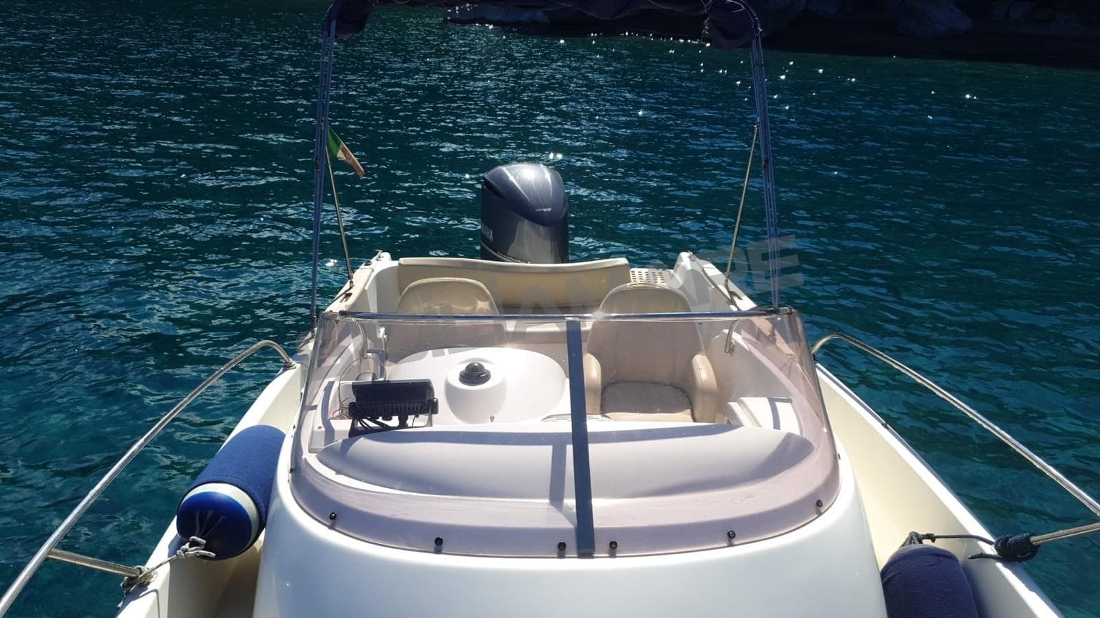 Jeanneau Cap Camarat 755 Wa - Deck View Jeanneau Cap Camarat 755 Wa - Deck View