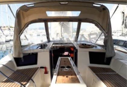 Dufour Yachts 360 Grand Large used - detail 2