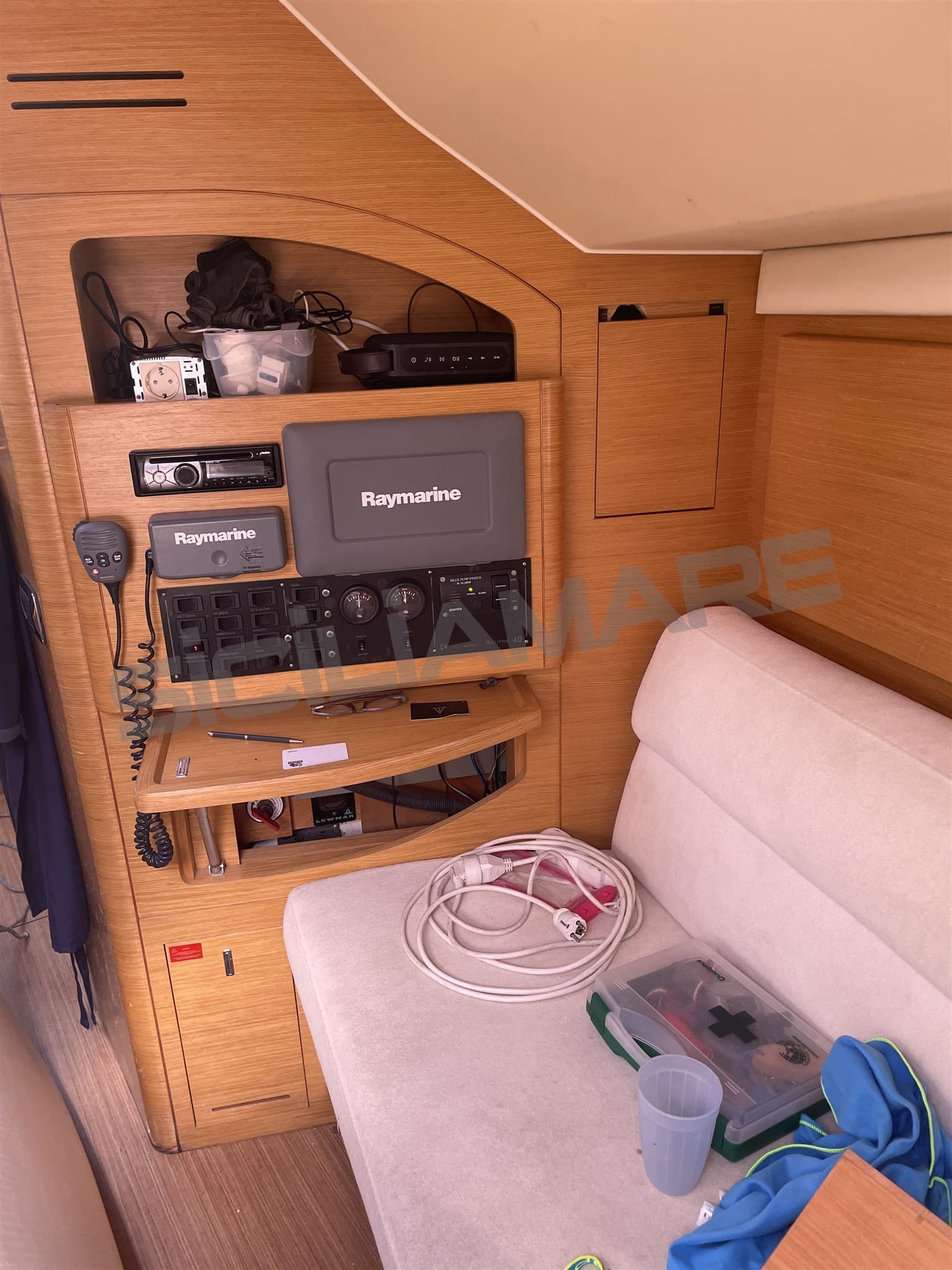 Sirena Marine AZUREE 40 used - hero image 14