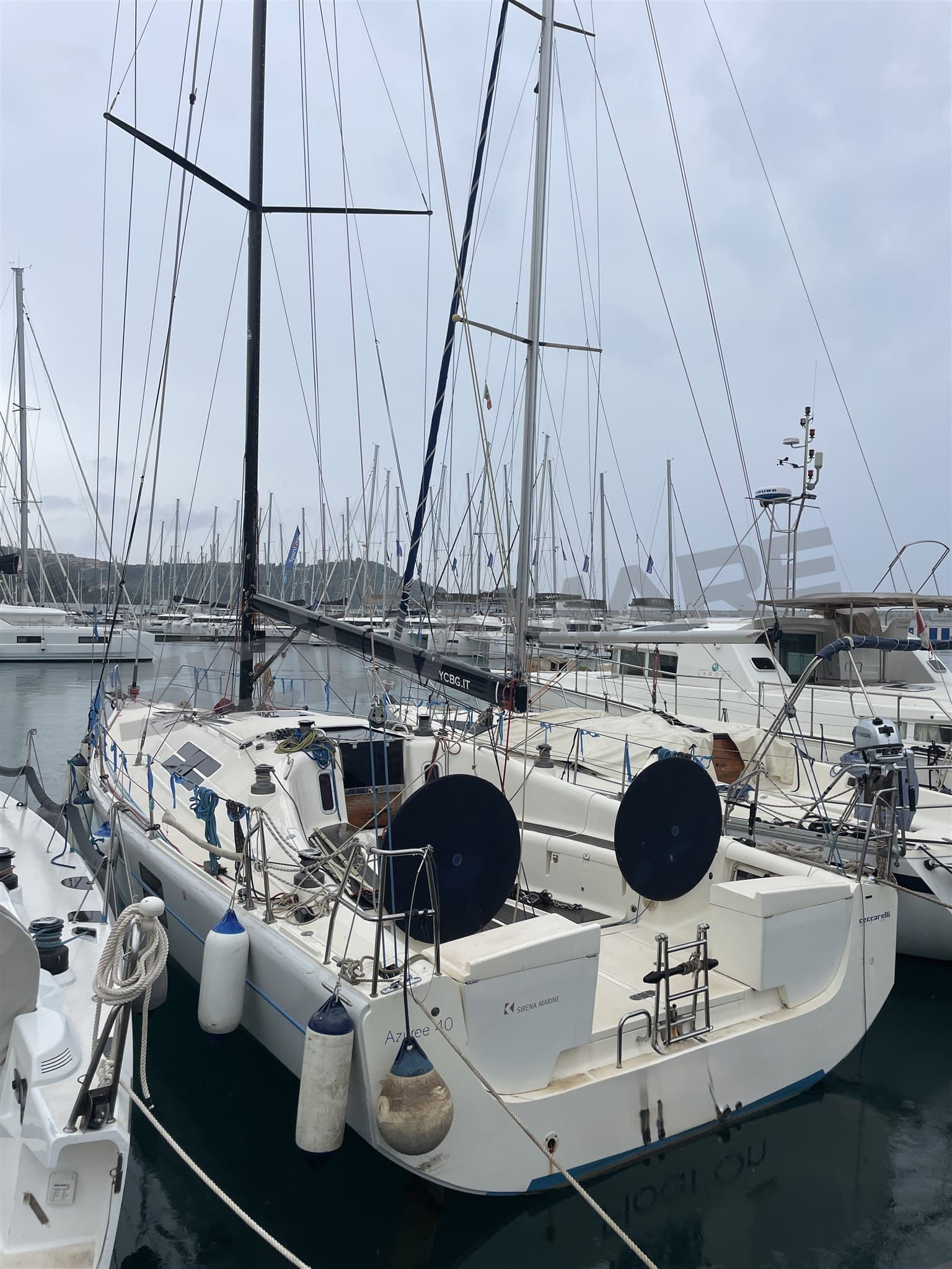 Sirena Marine Azuree 40 used - detail 2