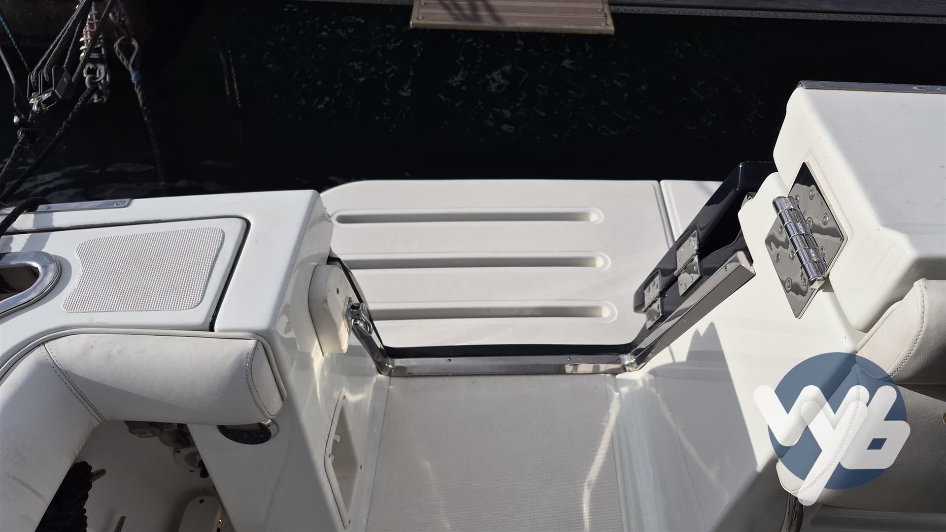 Tiara Yachts 3600 Open - Interior View Tiara Yachts 3600 Open - Interior View