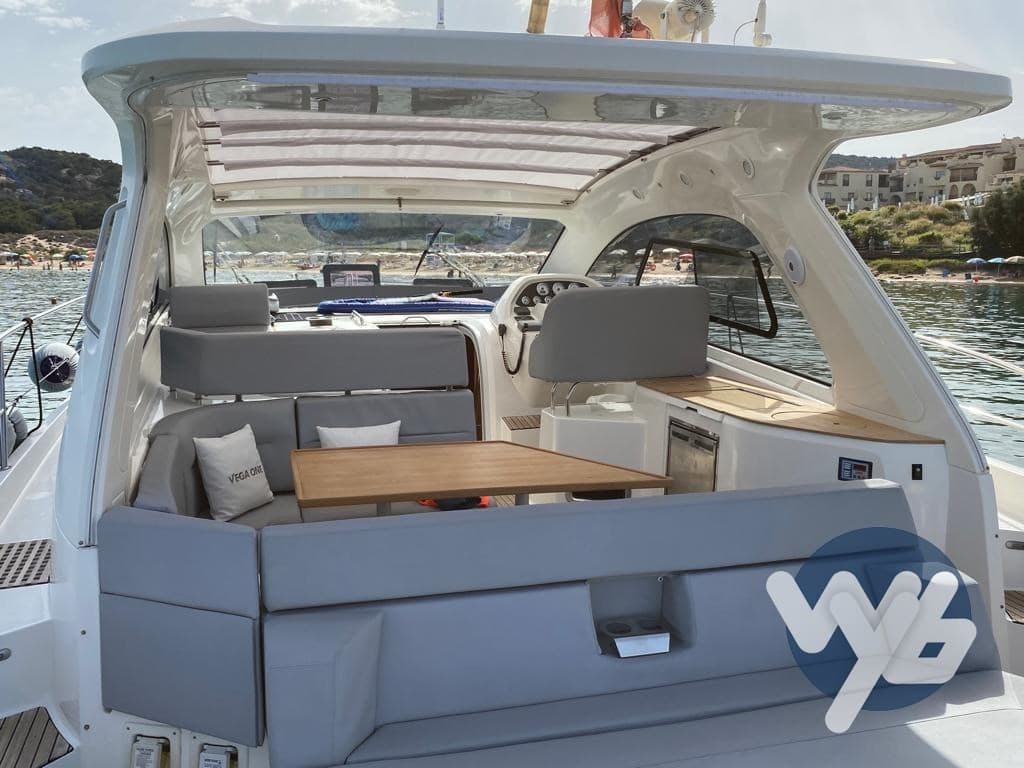 Bavaria 43 Sport Ht - Interior View Bavaria 43 Sport Ht - Interior View