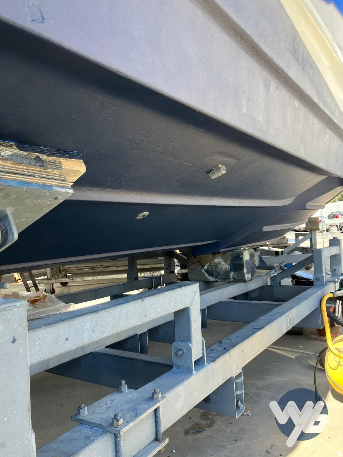 Regal Marine Commodore 2765 used - detail 3