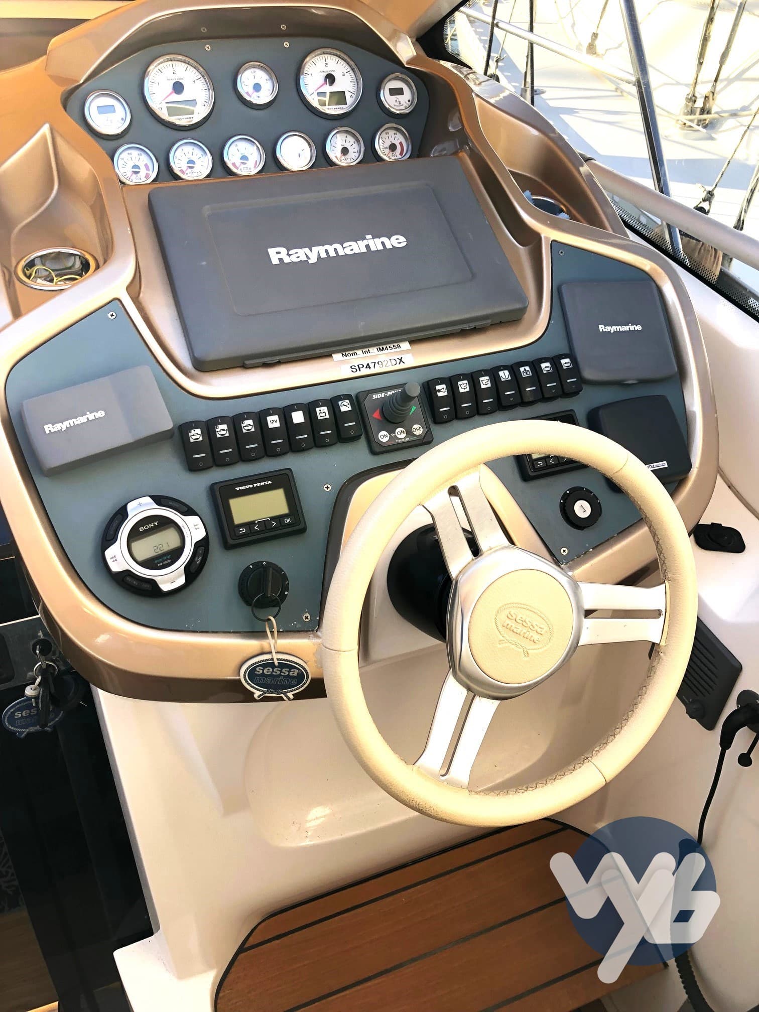 Sessa Marine C 35 - Detail View 1 Sessa Marine C 35 - Detail View 1