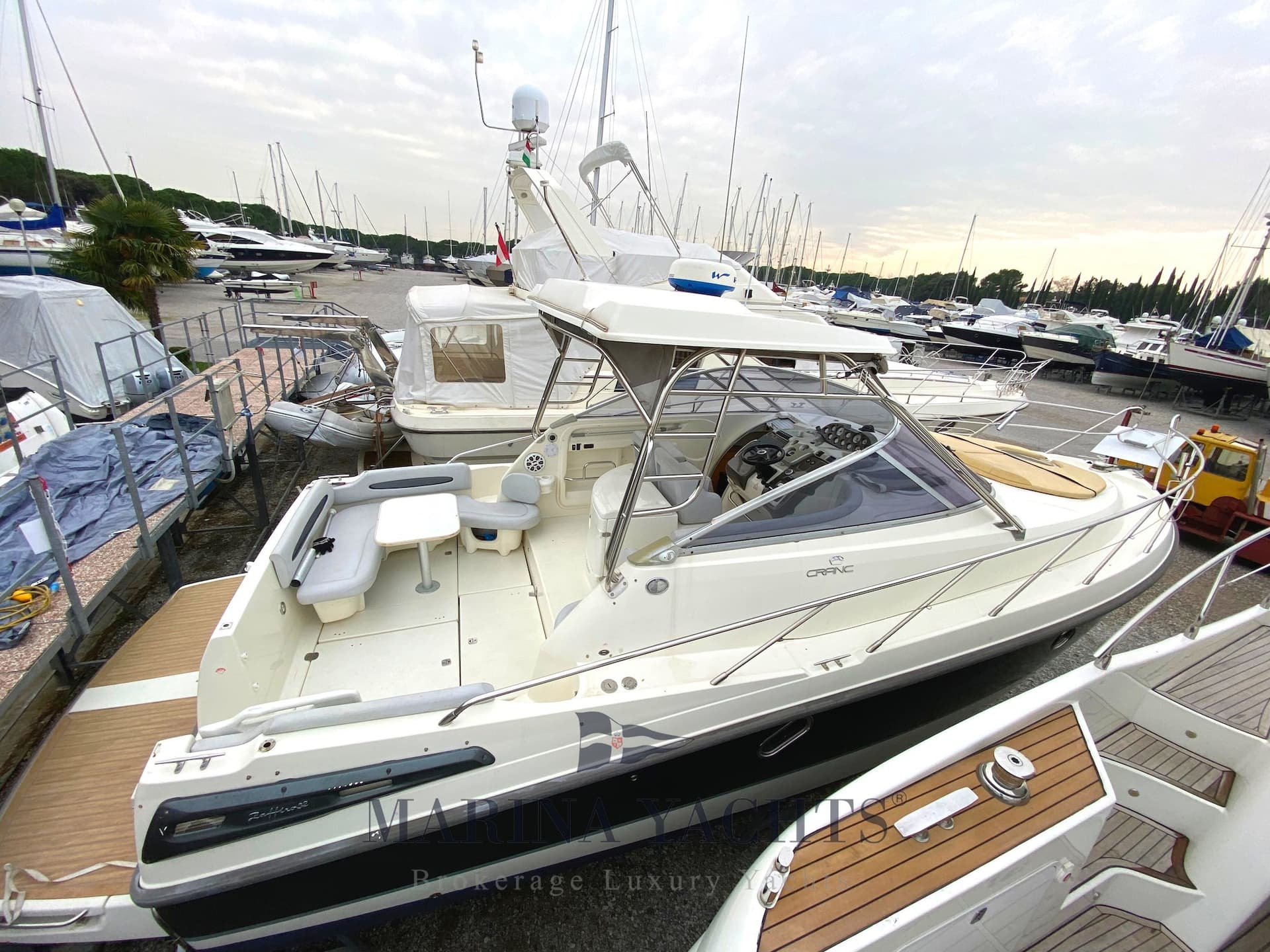 Cranchi Zaffiro 32 - Main View Cranchi Zaffiro 32 - Main View