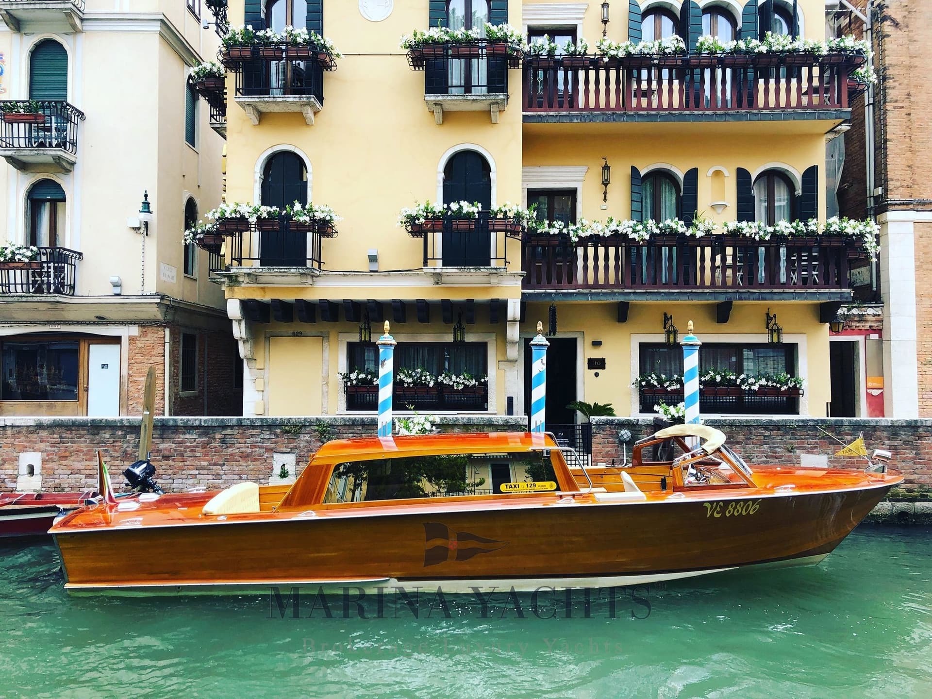 Cucchini Lancia - Main View Cucchini Lancia - Main View