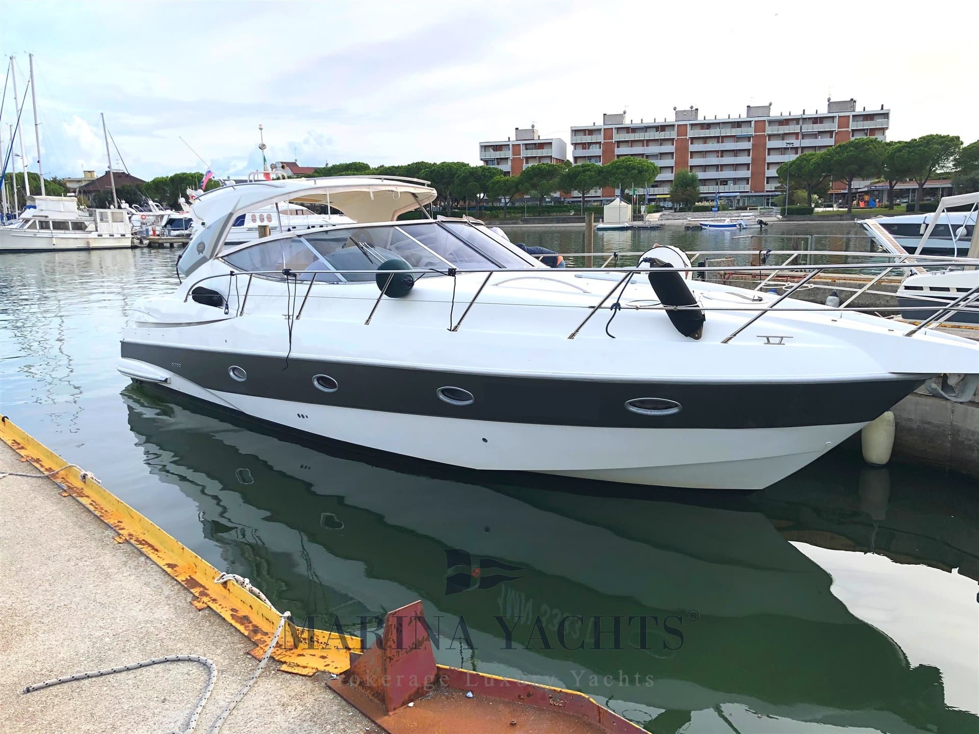 Sessa Marine C42 gebraucht - Hauptbild 18